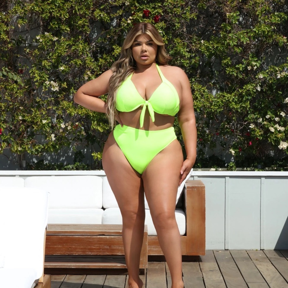 NWOT Fashion Nova 2X Neon Yellow Bikini